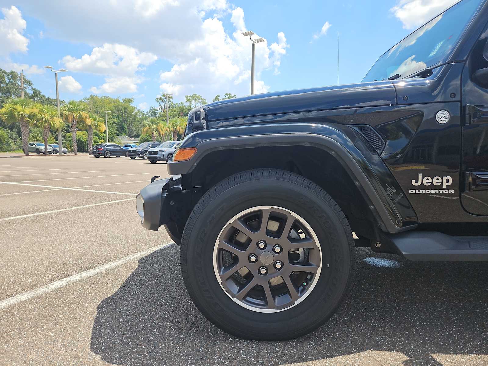 Thumbnail: 2022 Jeep Gladiator - 18
