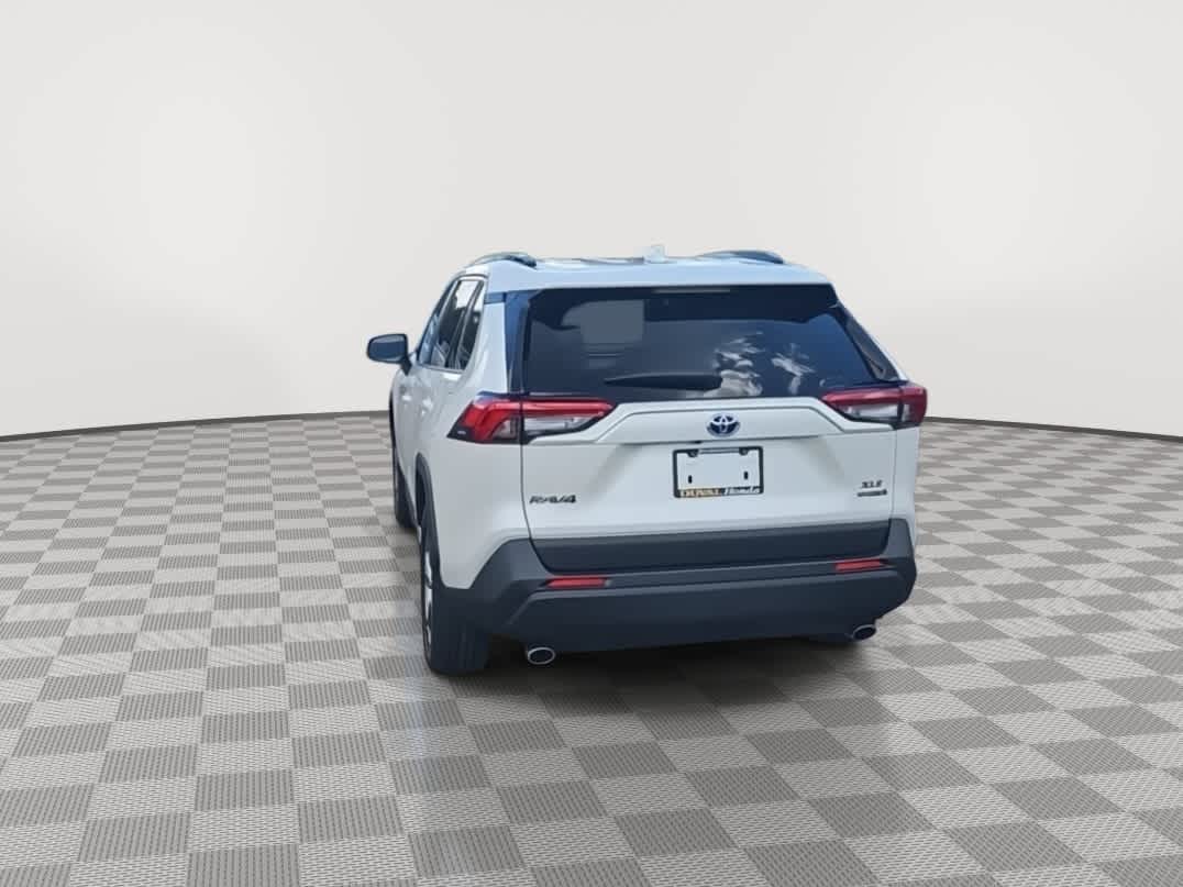 2021 Toyota RAV4 XLE Premium 7