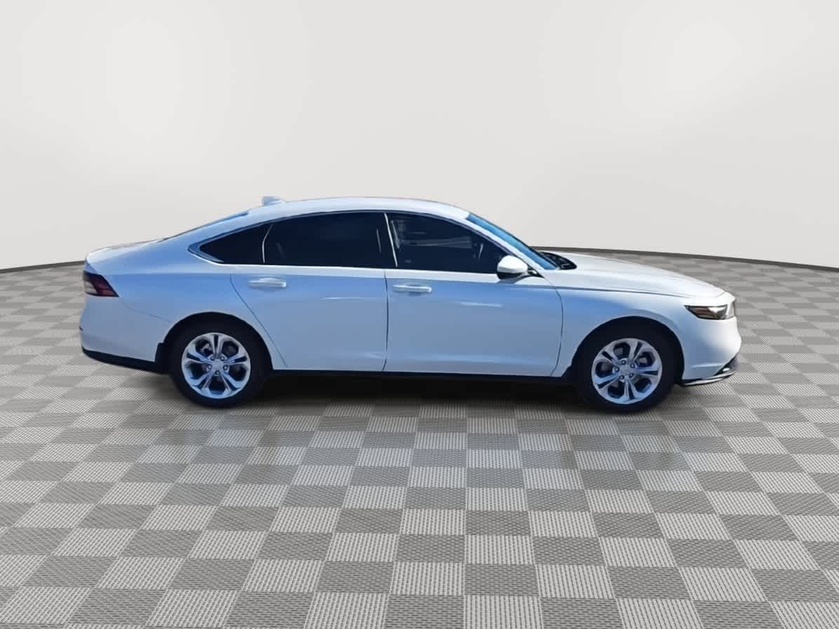 Thumbnail: 2025 Honda Accord - 9