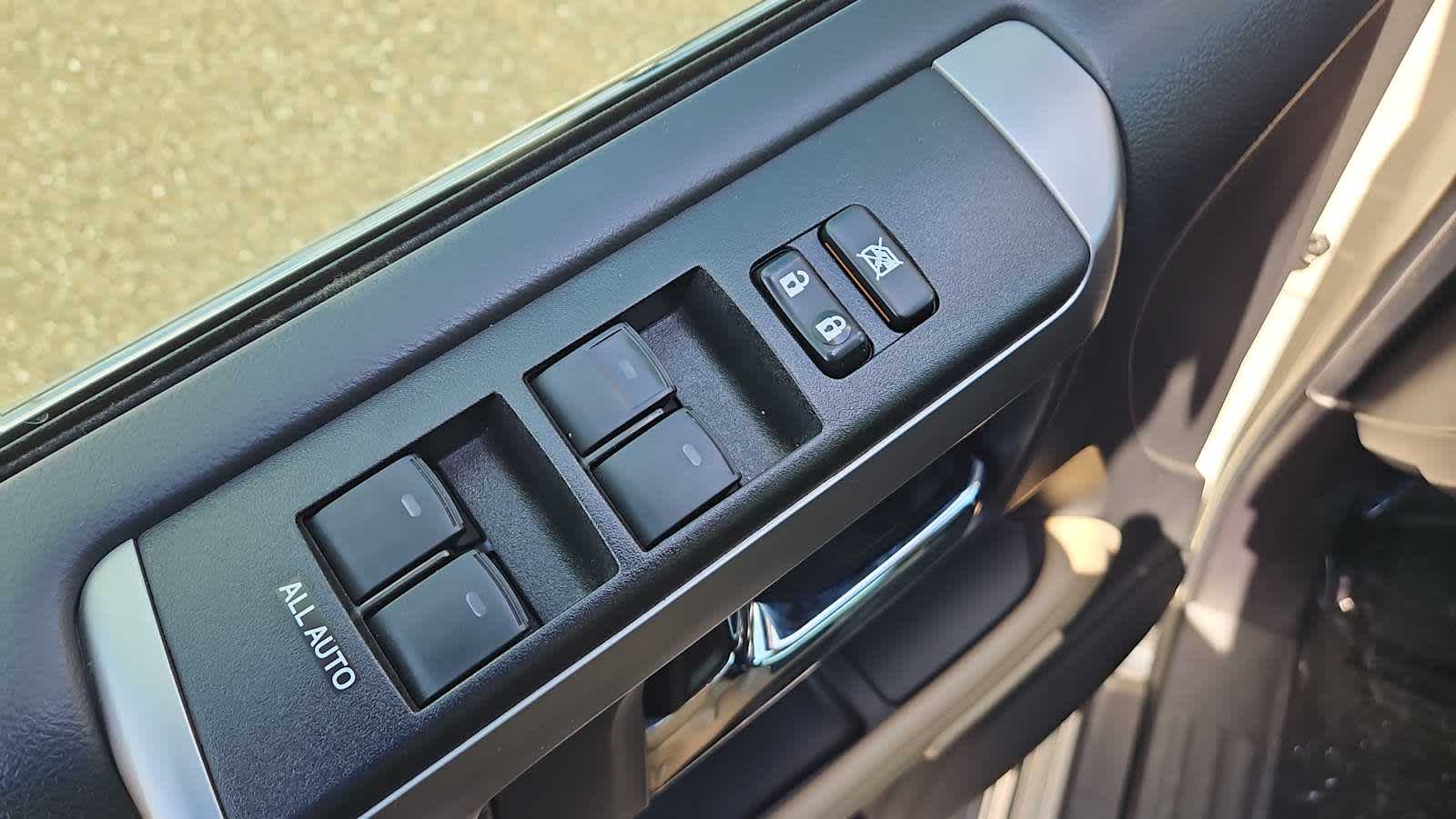 Thumbnail: 2021 Toyota 4Runner - 15