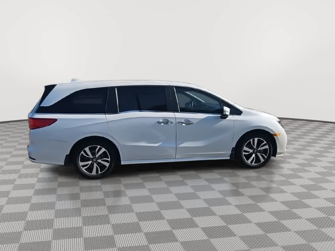 Thumbnail: 2023 Honda Odyssey - 9
