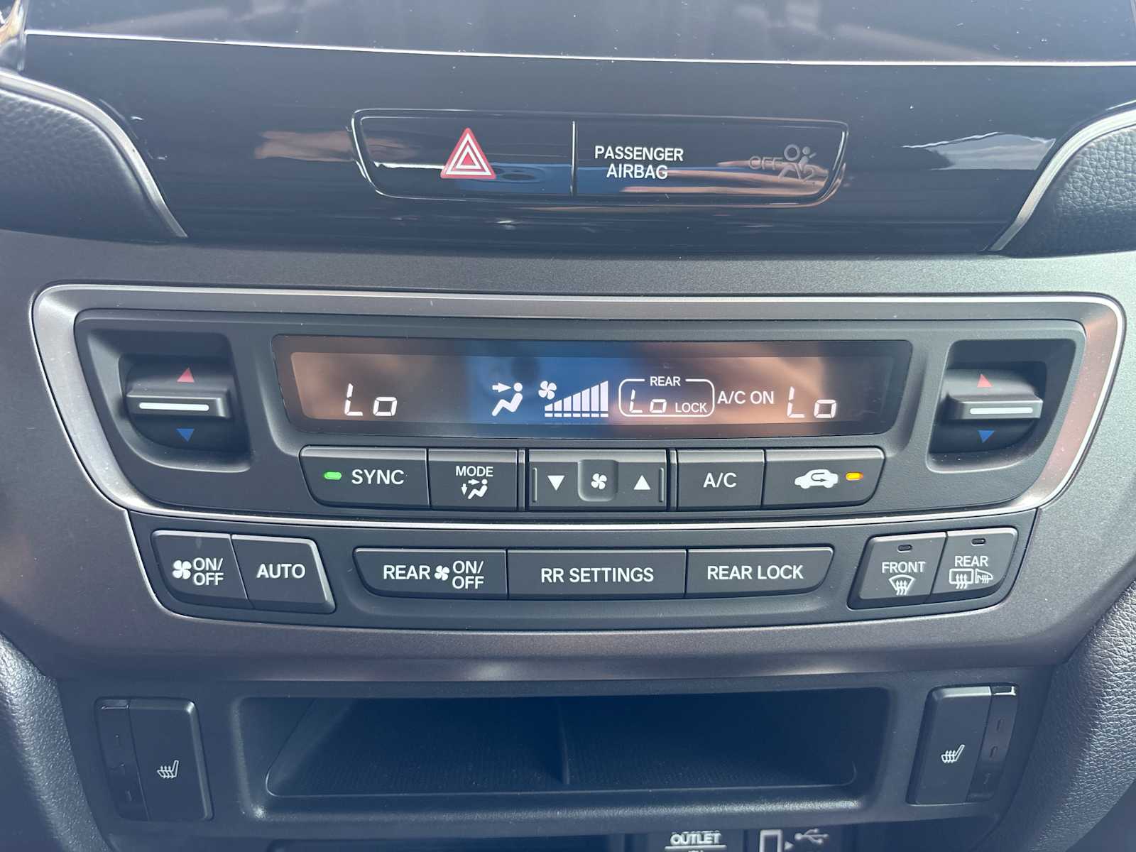 Thumbnail: 2021 Honda Pilot - 16