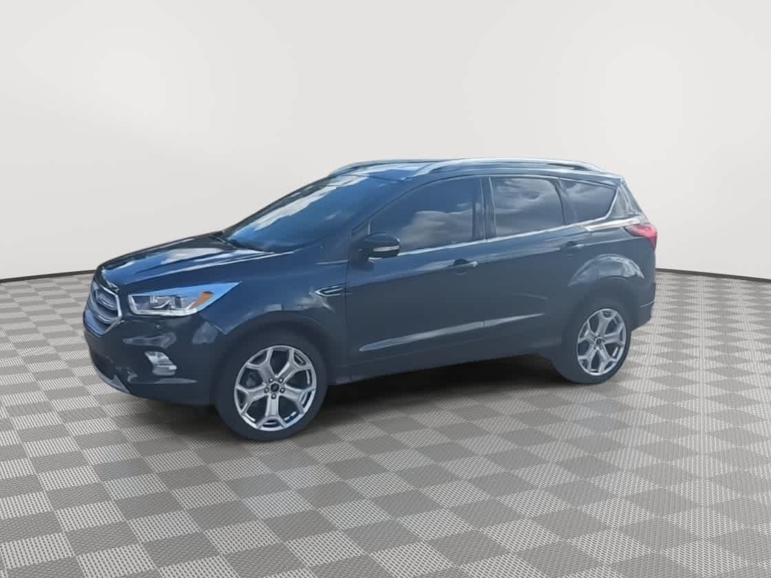 2019 Ford Escape Titanium photo 3