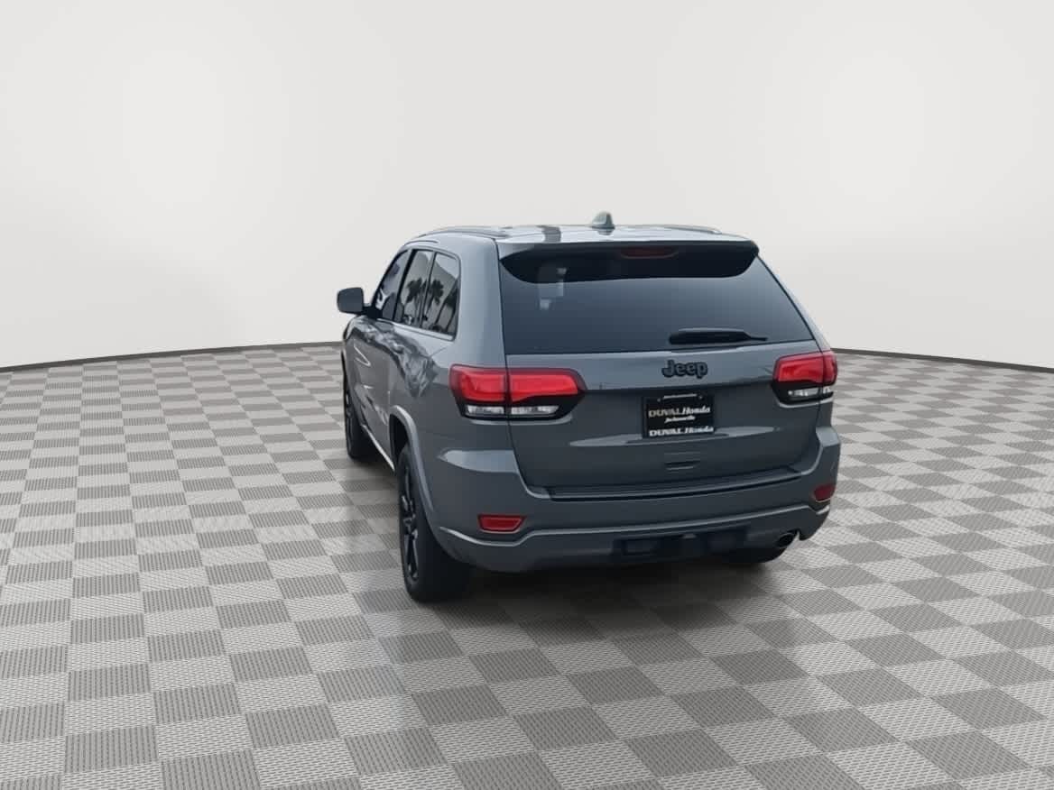 2020 Jeep Grand Cherokee Altitude 7