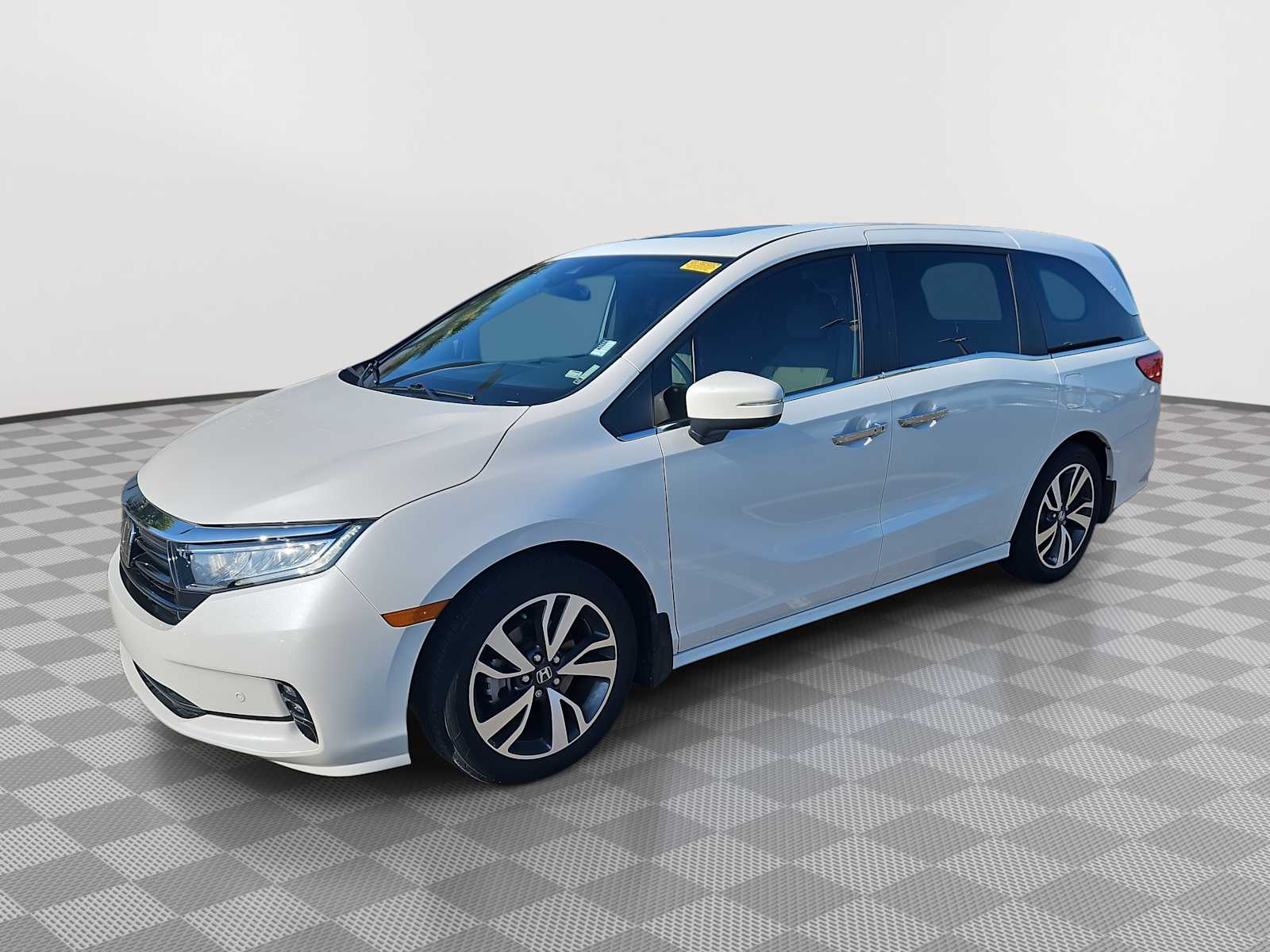 Thumbnail: 2023 Honda Odyssey - 1