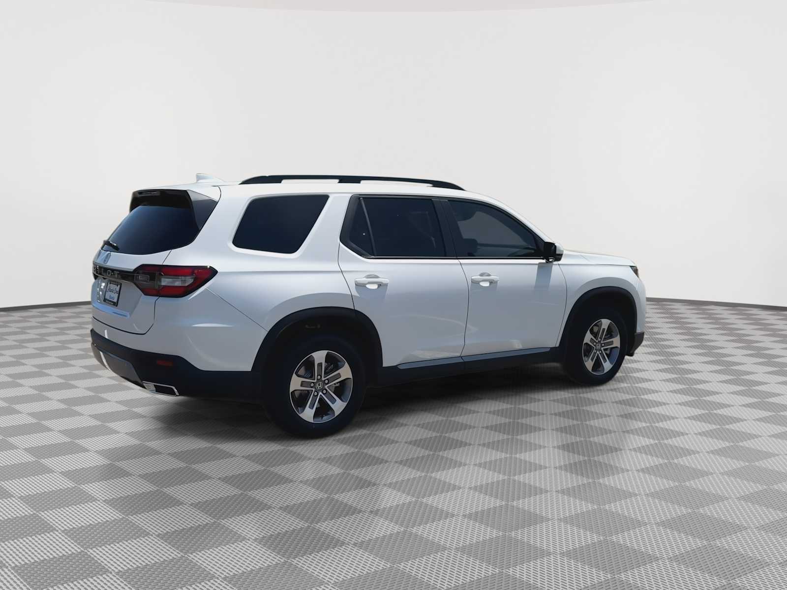 Thumbnail: 2026 Honda Pilot - 8