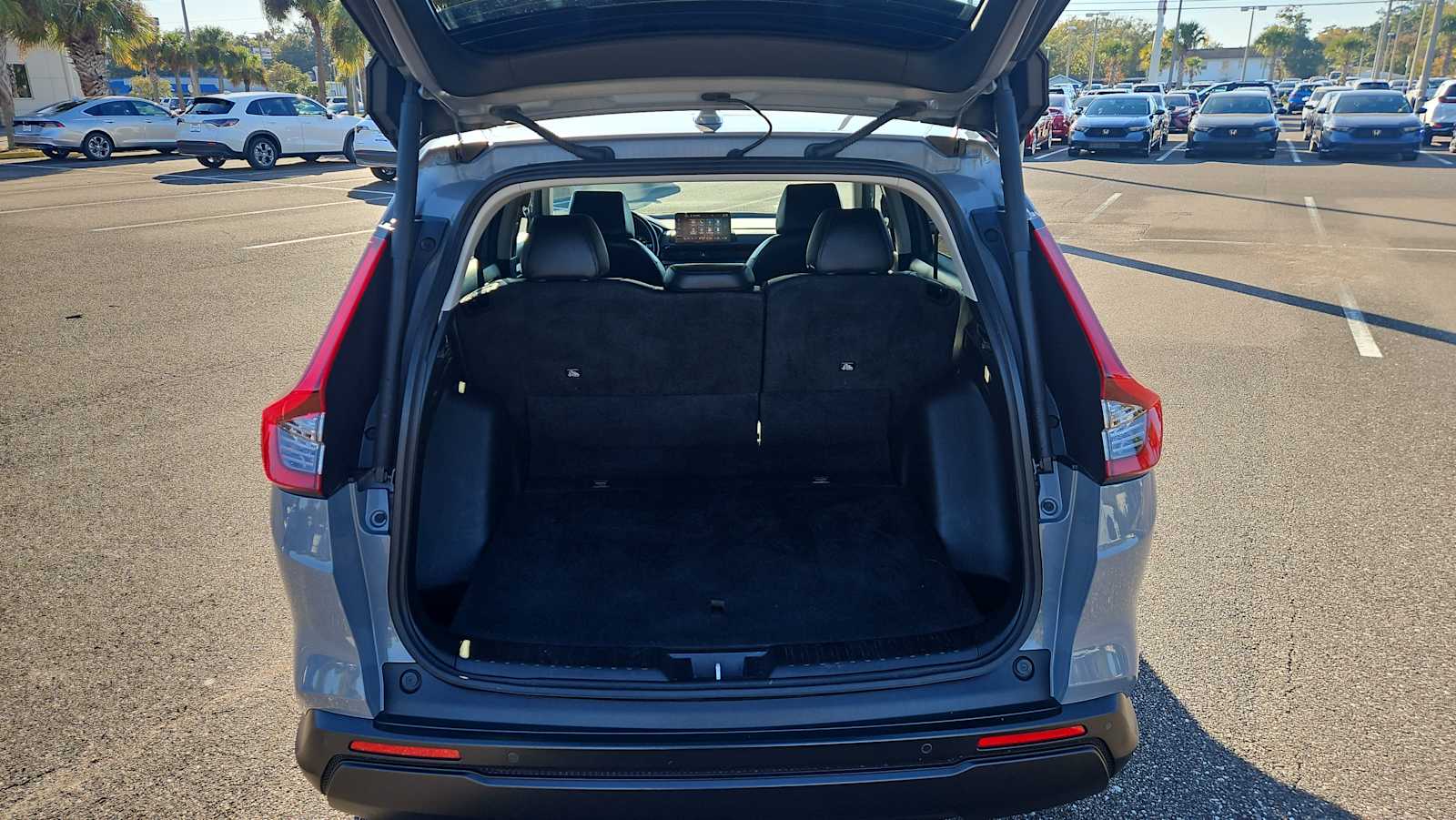 Thumbnail: 2023 Honda CR-V - 21