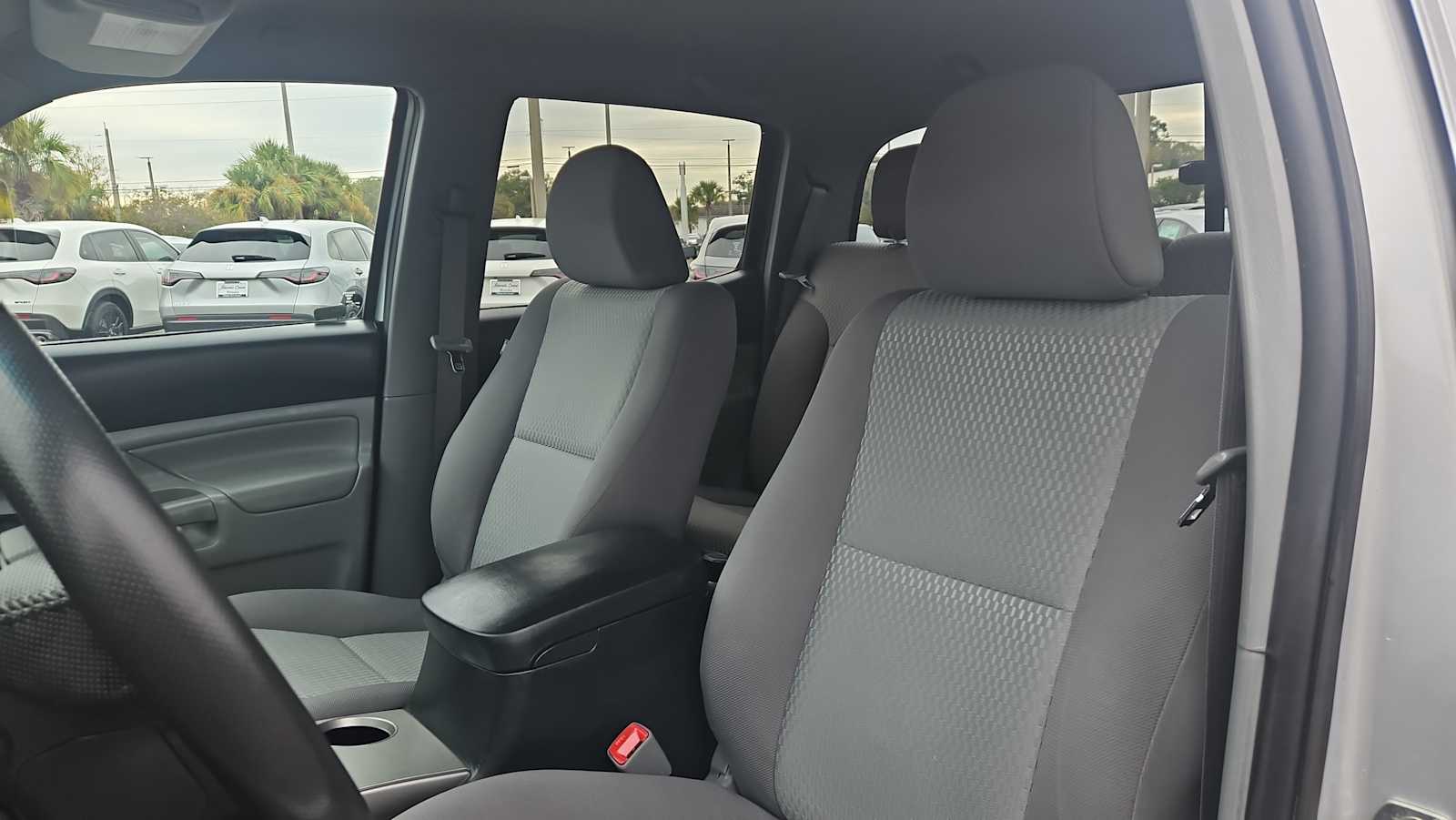 Thumbnail: 2012 Toyota Tacoma - 13