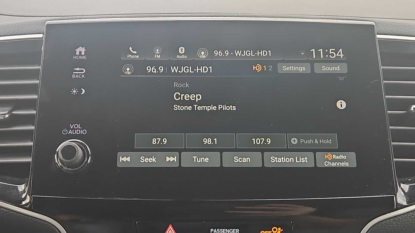 Thumbnail: 2020 Honda Passport - 12