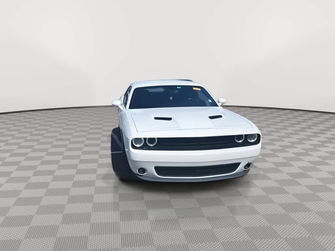 Thumbnail: 2019 Dodge Challenger - 3