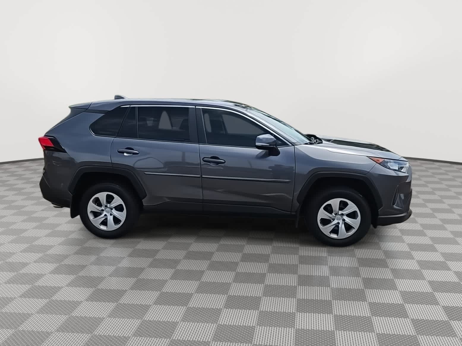 Thumbnail: 2022 Toyota RAV4 - 9