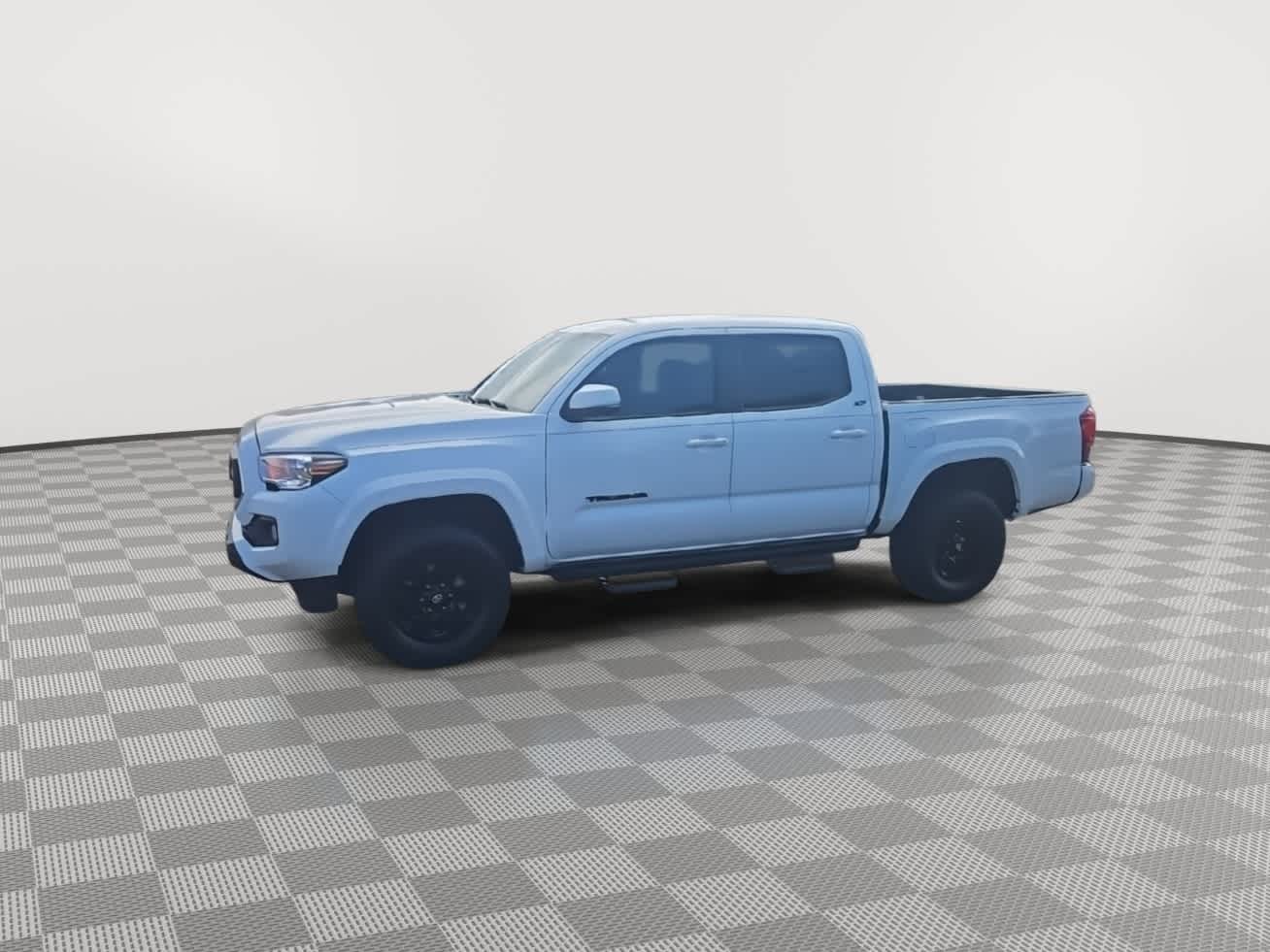 Thumbnail: 2022 Toyota Tacoma - 4