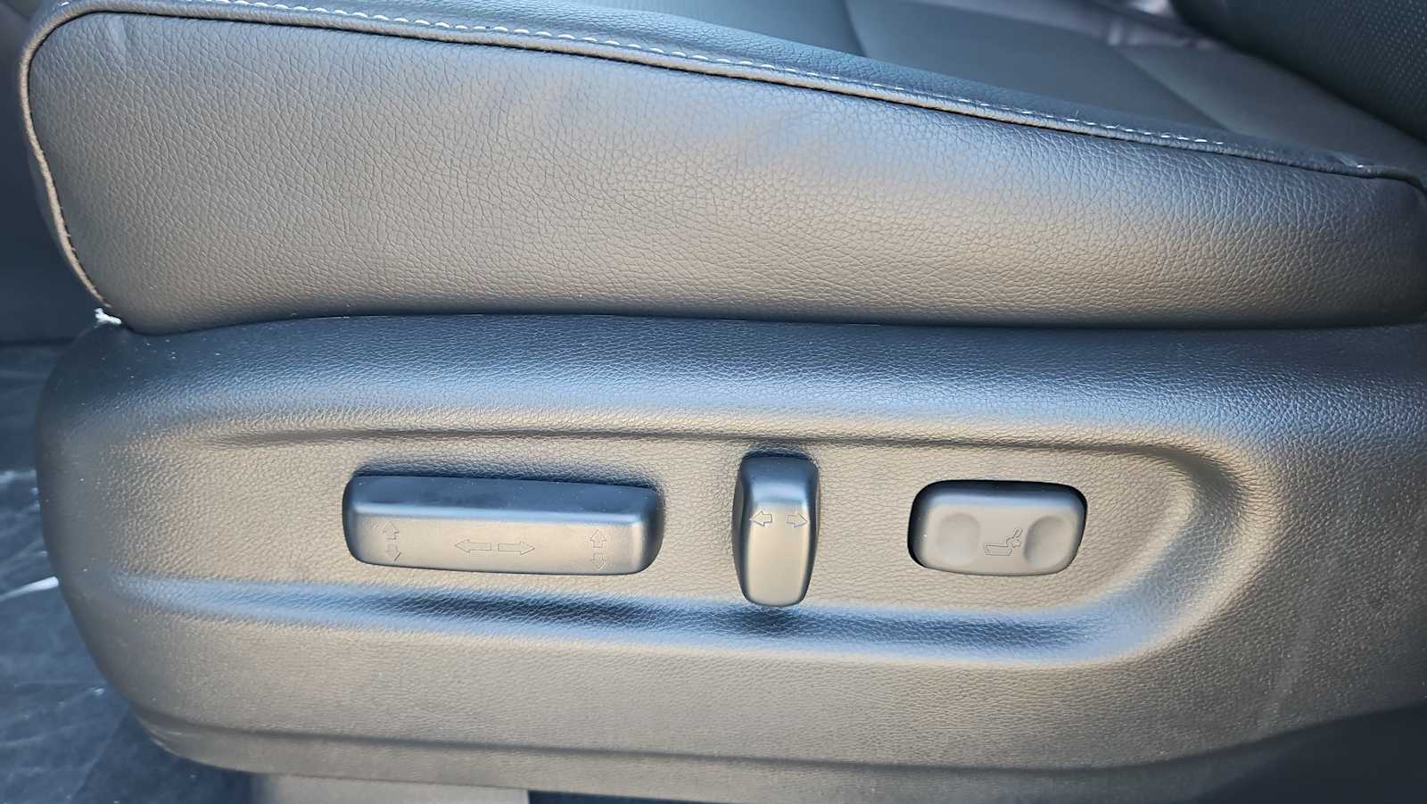 Thumbnail: 2026 Honda Ridgeline - 13