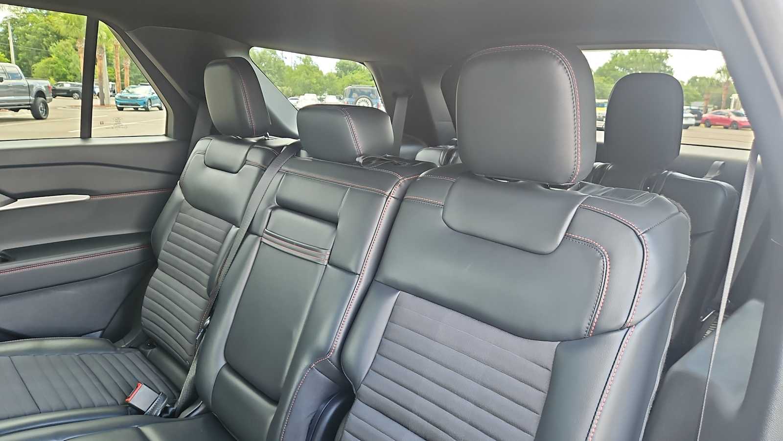 Thumbnail: 2025 Ford Explorer - 25