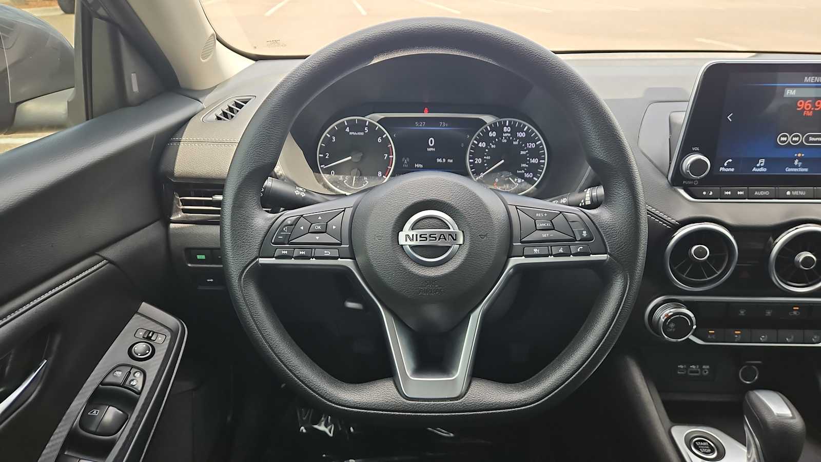 Thumbnail: 2023 Nissan Sentra - 11