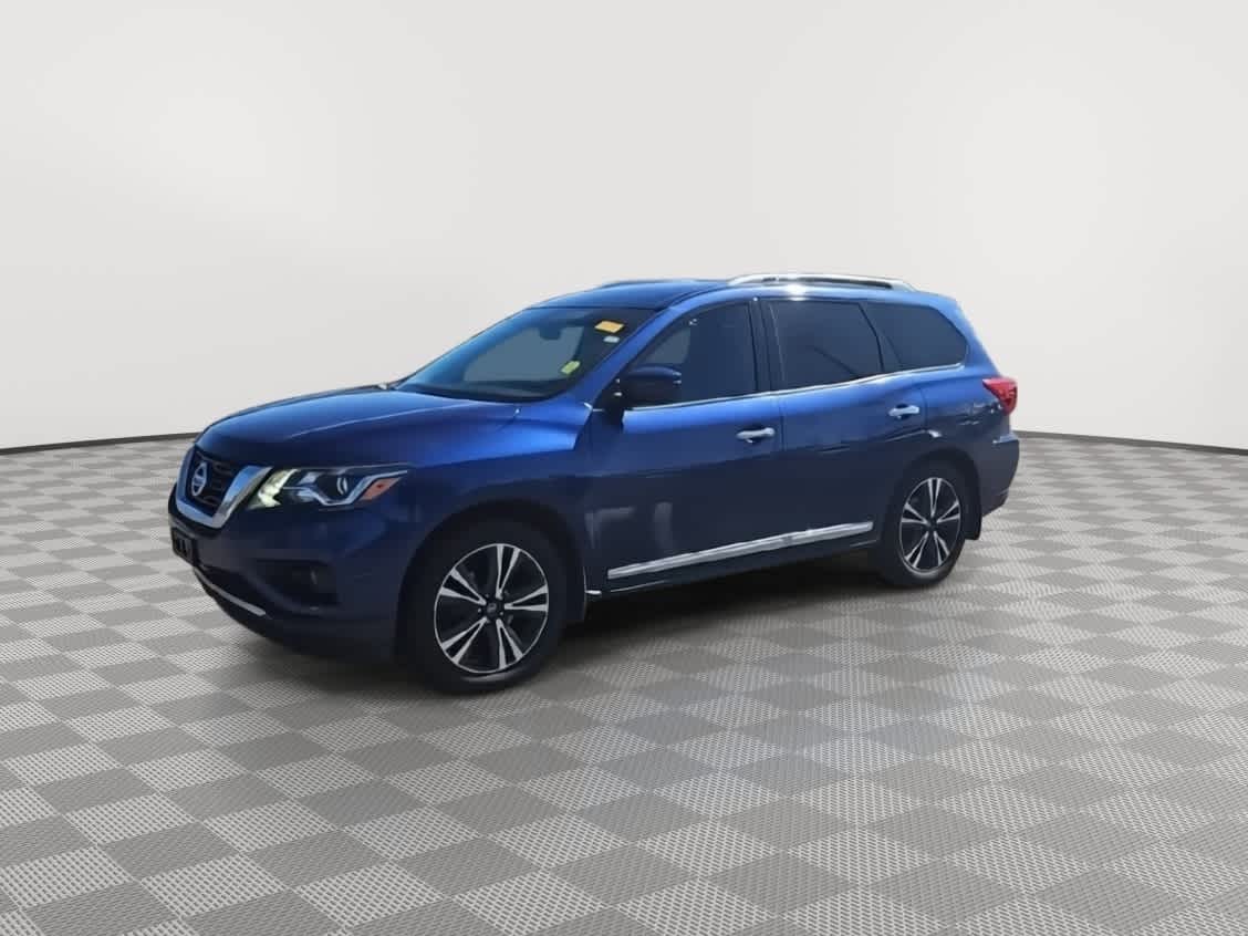 Thumbnail: 2017 Nissan Pathfinder - 4