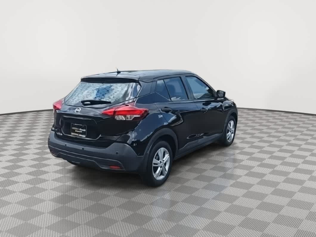 Thumbnail: 2020 Nissan Kicks - 8