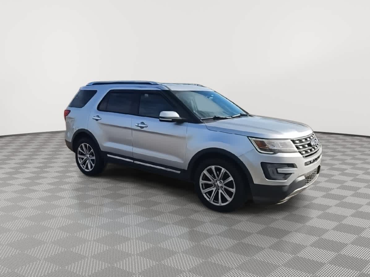 Thumbnail: 2017 Ford Explorer - 2