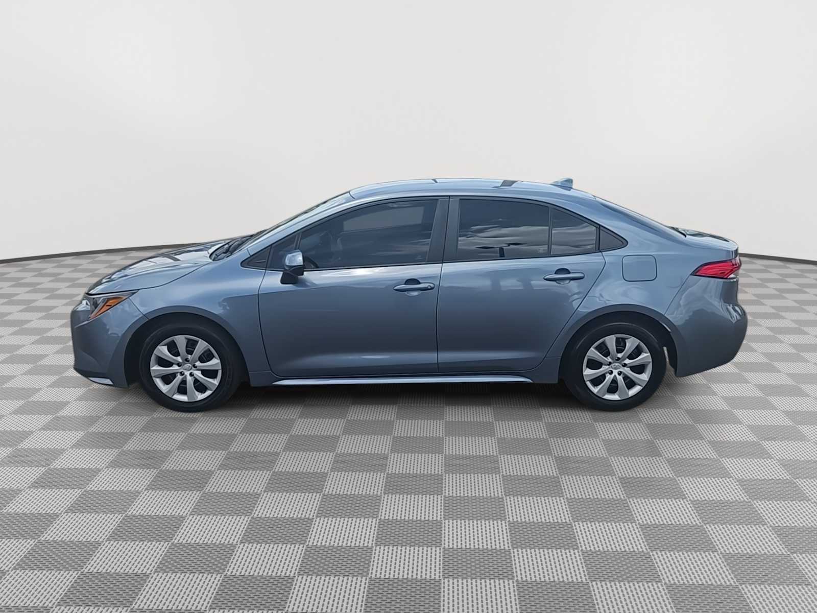 Thumbnail: 2023 Toyota Corolla - 5