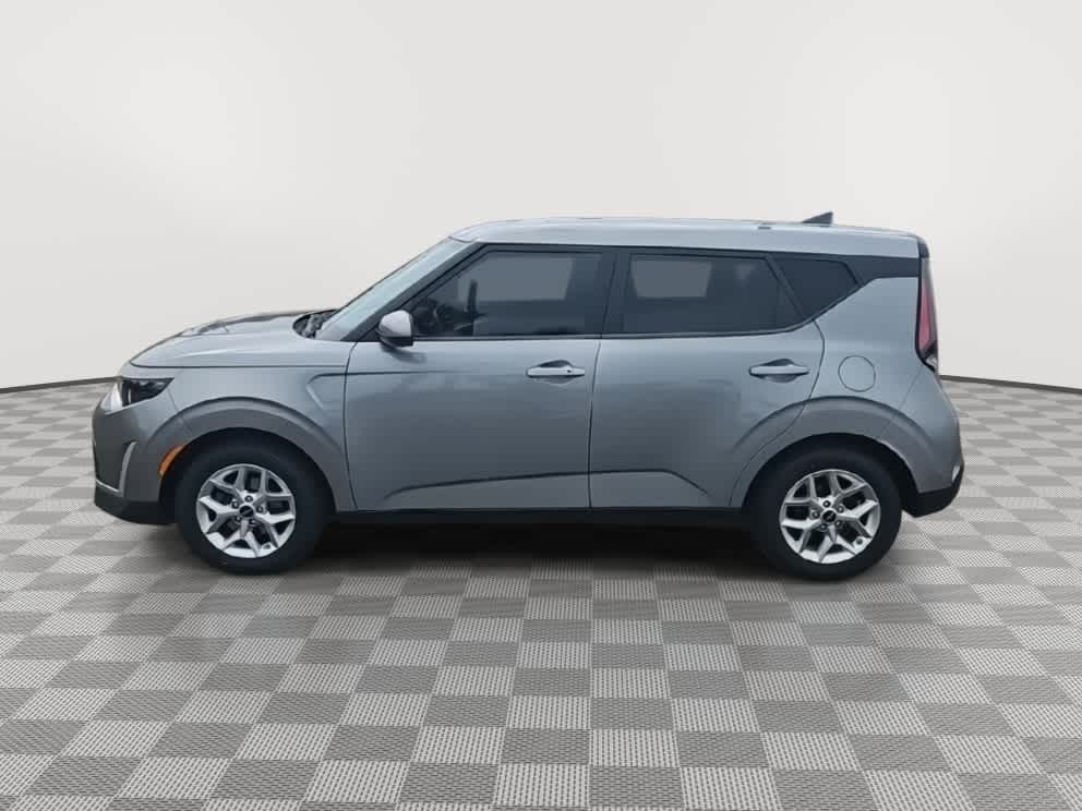 Thumbnail: 2023 Kia Soul - 6