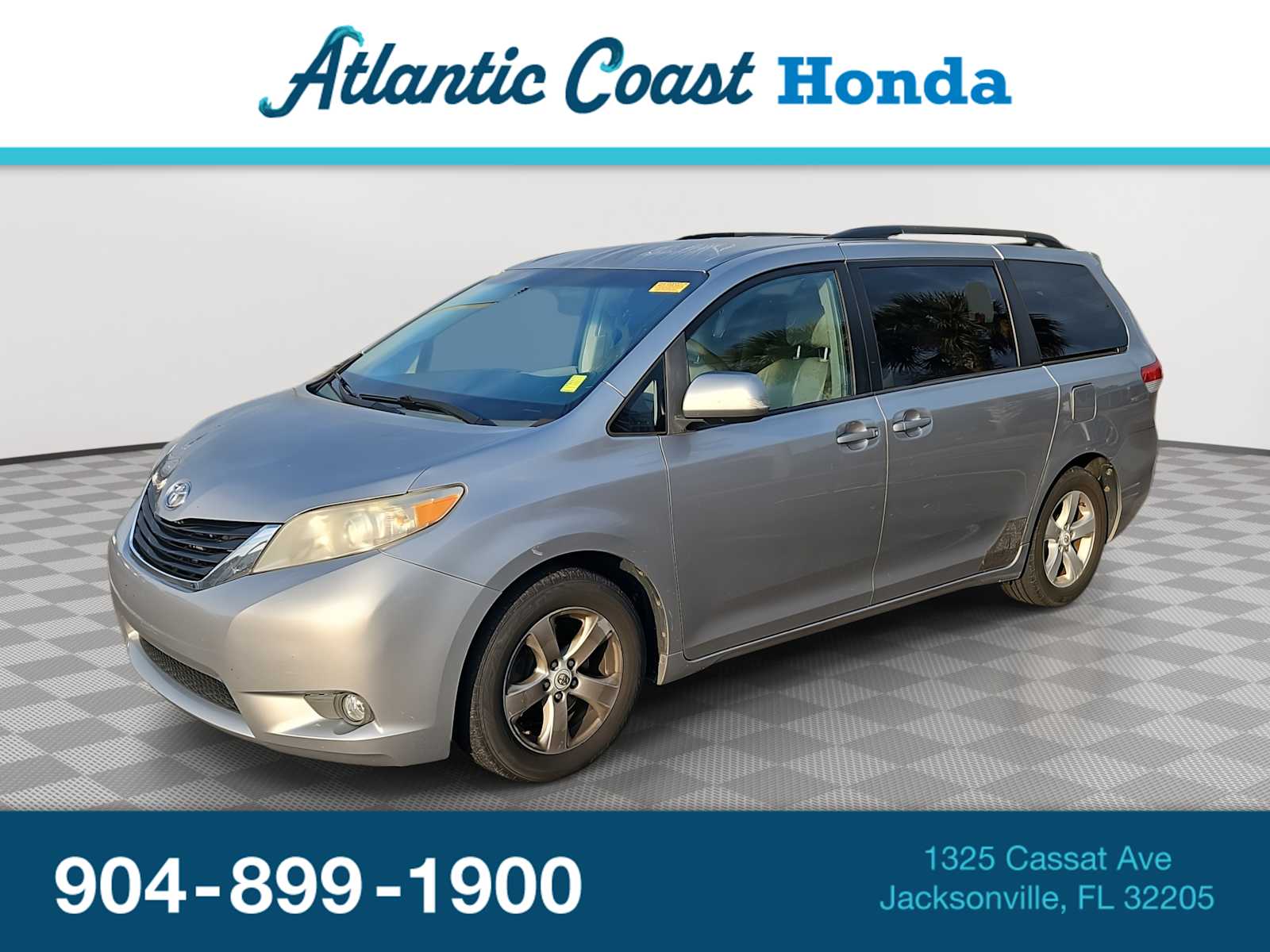 2012 Toyota Sienna  -
                  Jacksonville, FL