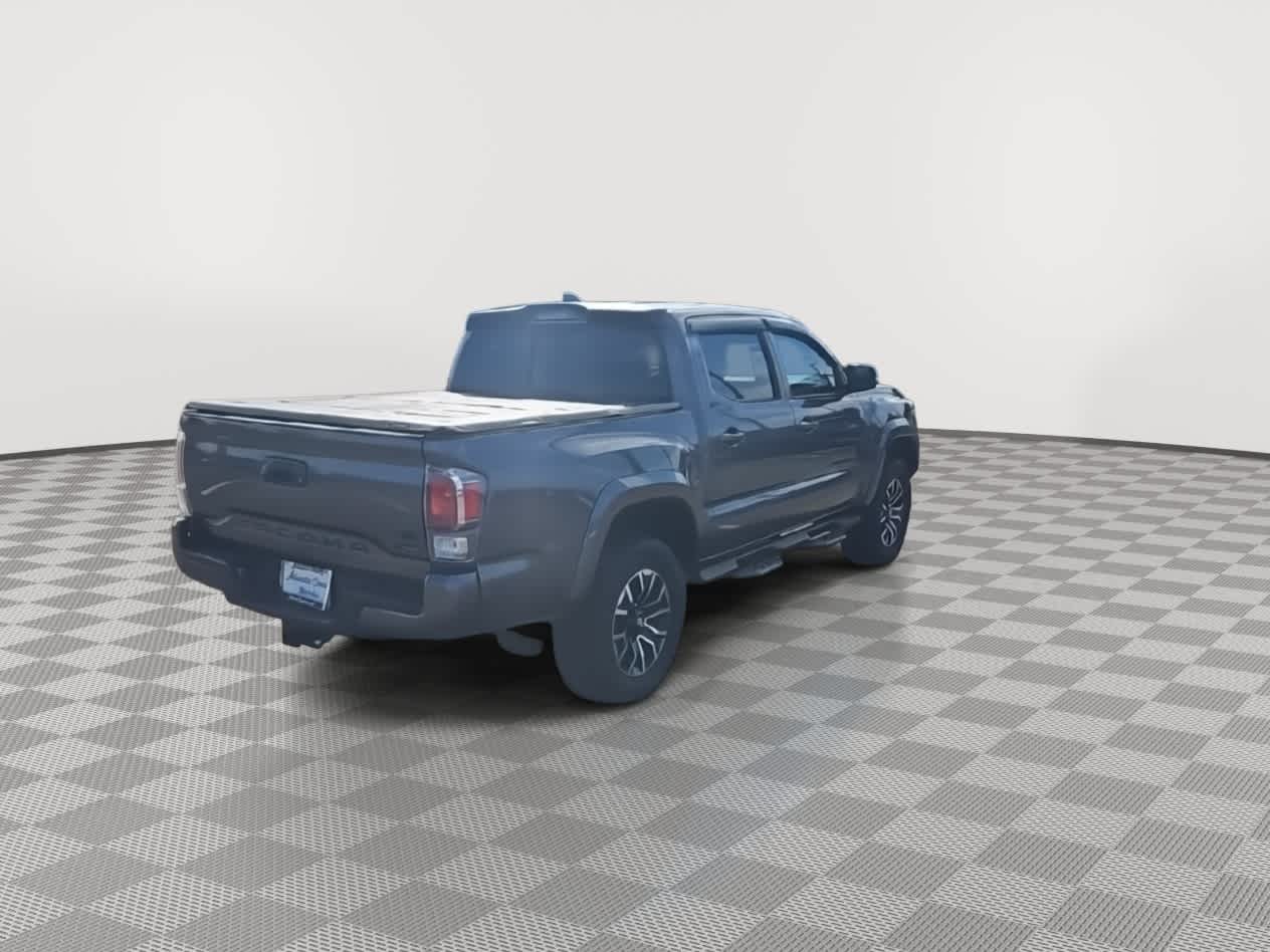 Thumbnail: 2021 Toyota Tacoma - 8
