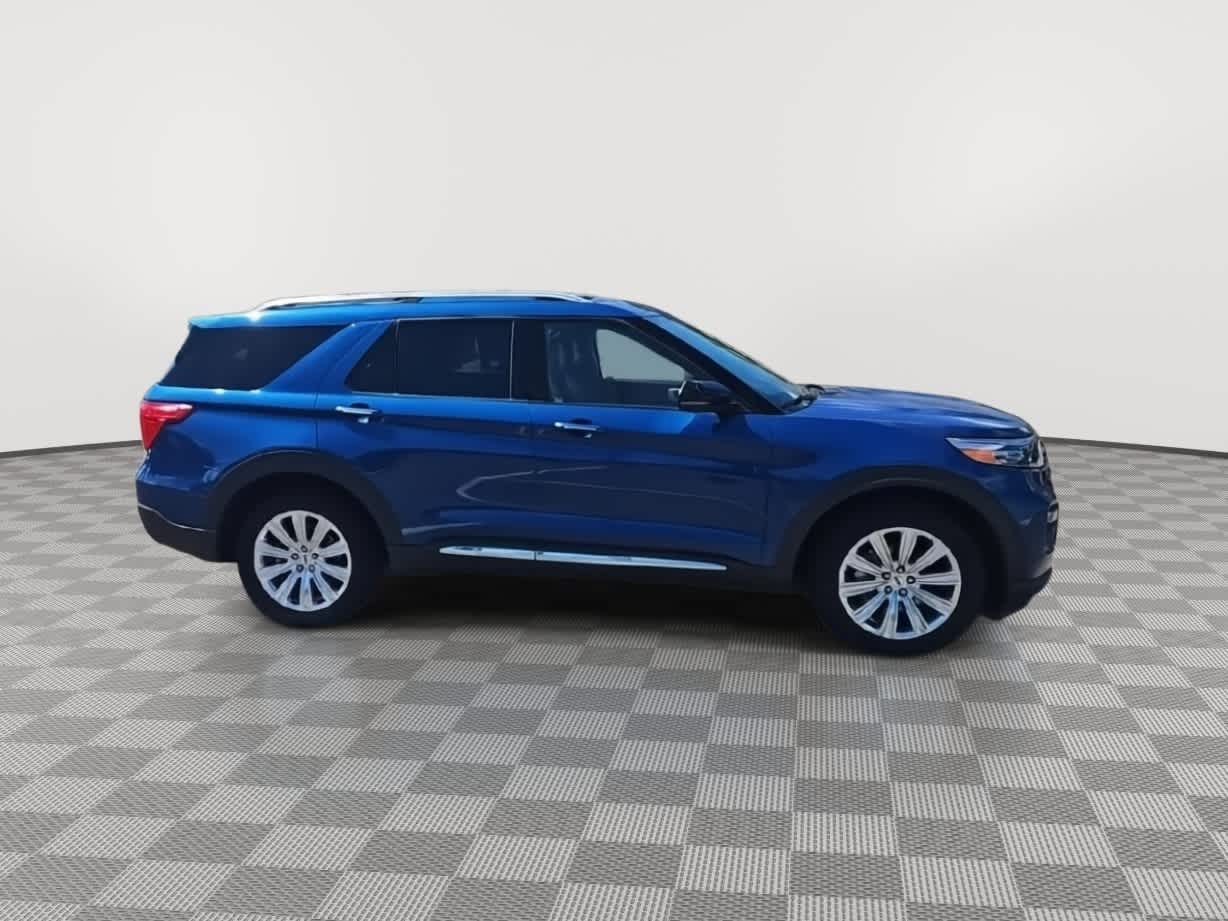 Thumbnail: 2022 Ford Explorer - 9