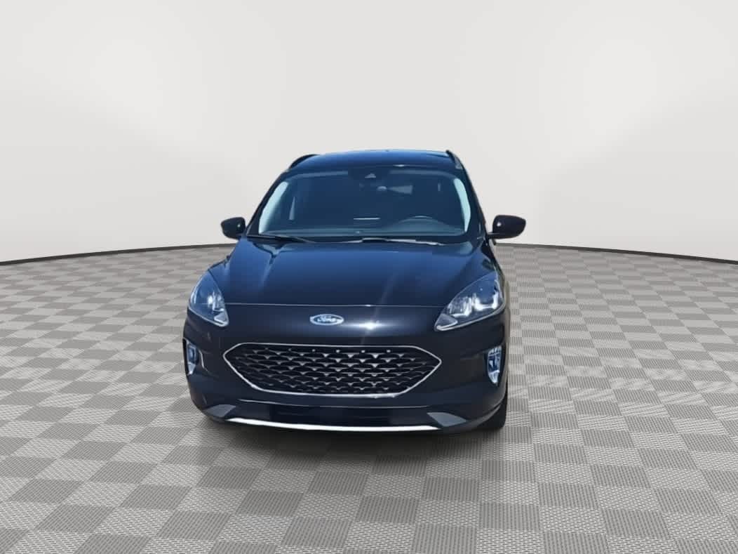 Thumbnail: 2021 Ford Escape - 3