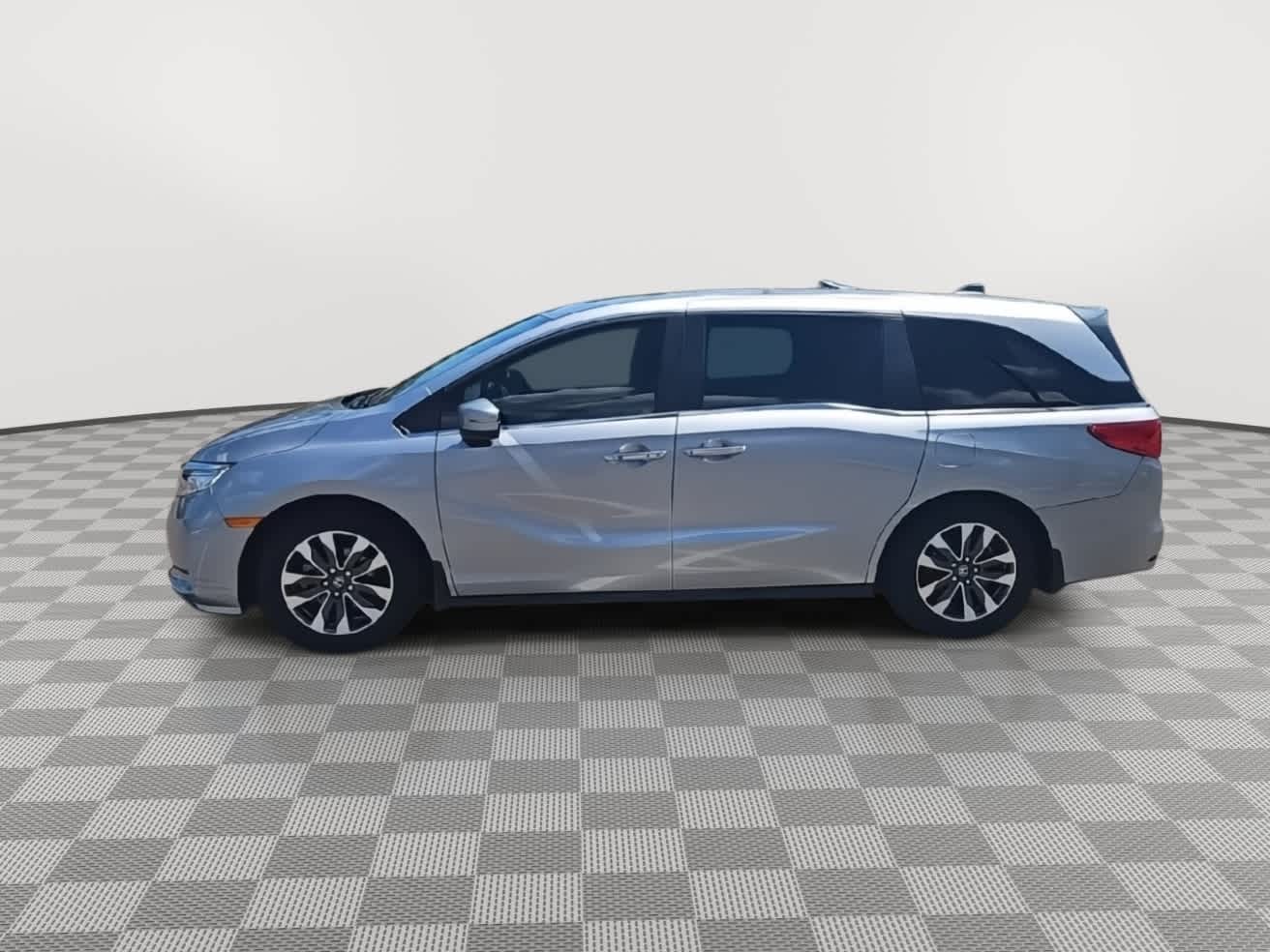Thumbnail: 2022 Honda Odyssey - 5