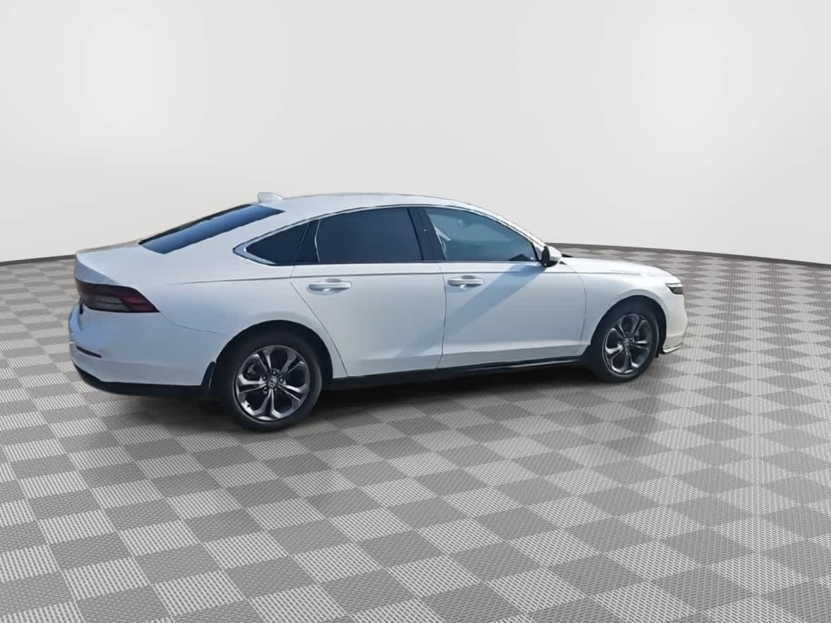 Thumbnail: 2024 Honda Accord - 9