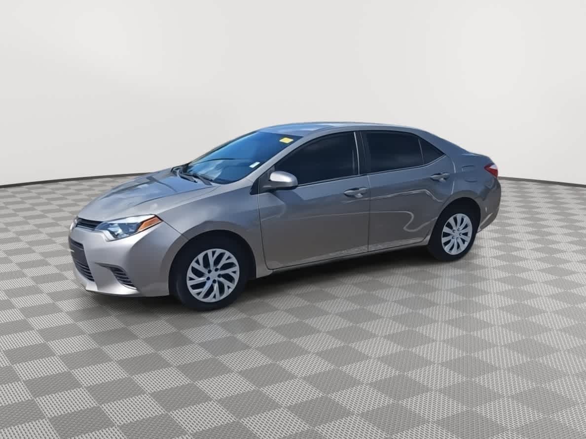 2015 Toyota Corolla LE 4