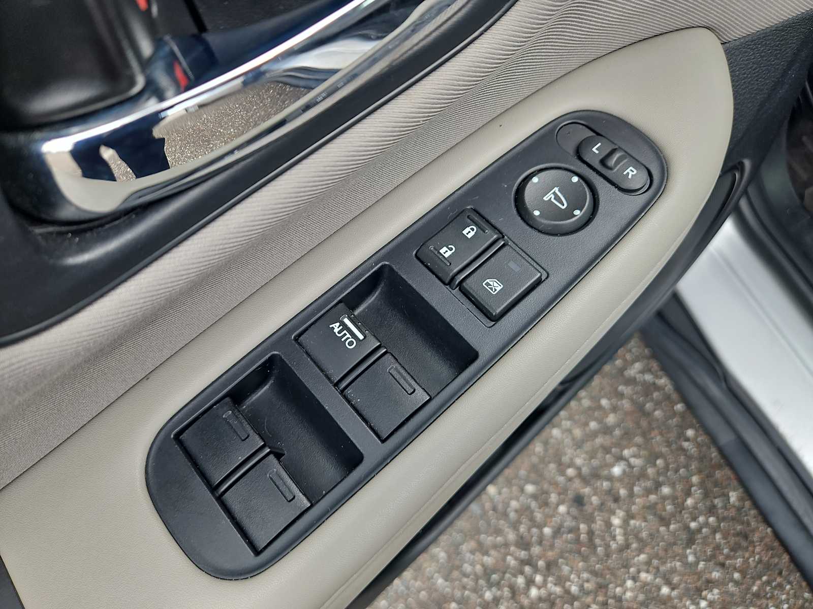 Thumbnail: 2018 Honda HR-V - 15