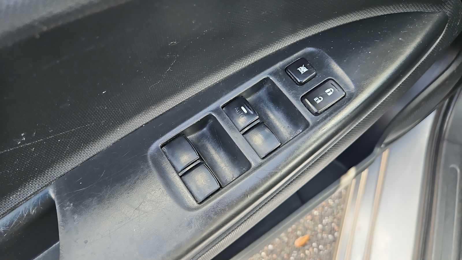 Thumbnail: 2022 Mitsubishi Mirage - 15