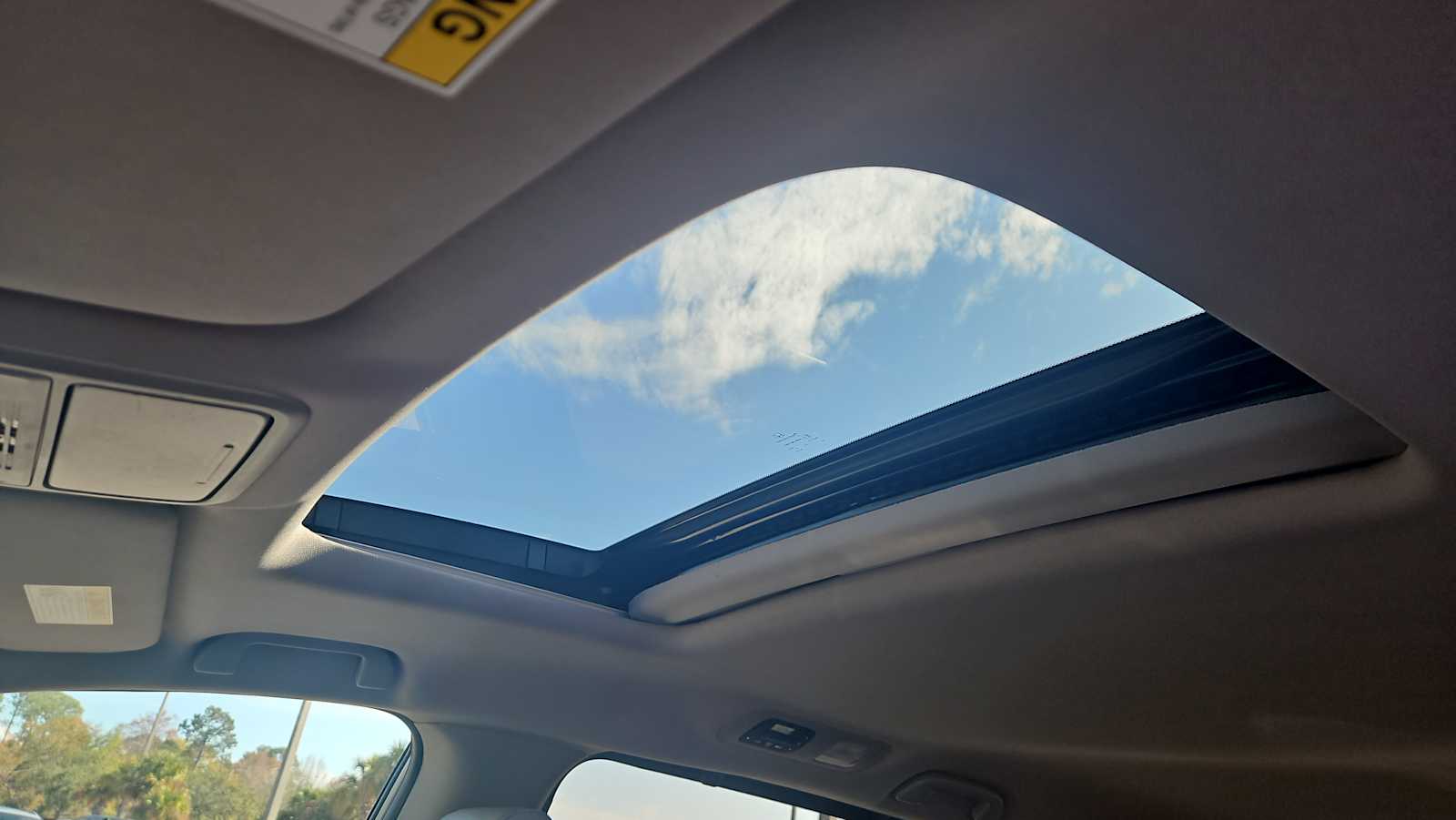 Thumbnail: 2021 Honda Odyssey - 16