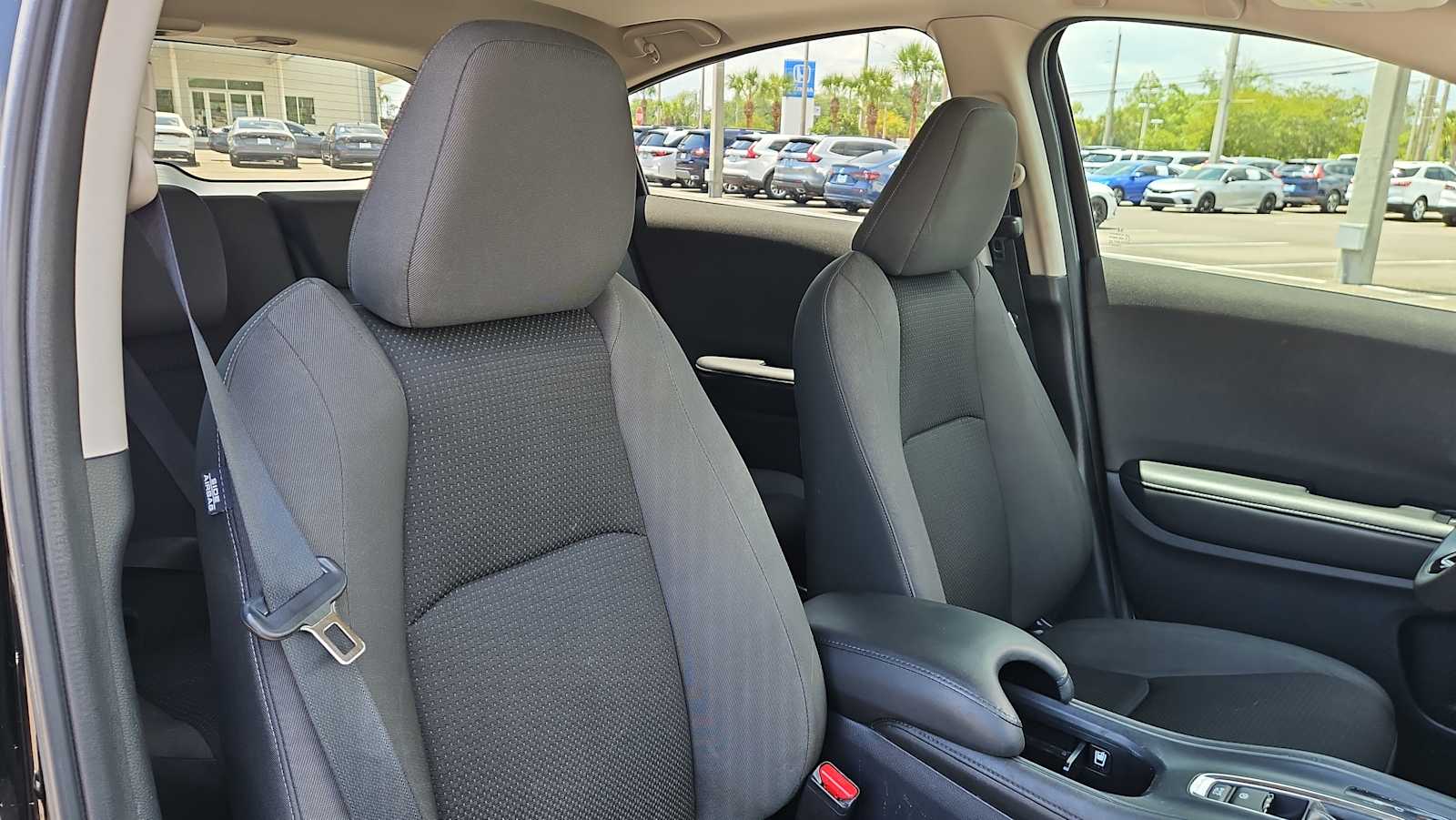 Thumbnail: 2019 Honda HR-V - 26
