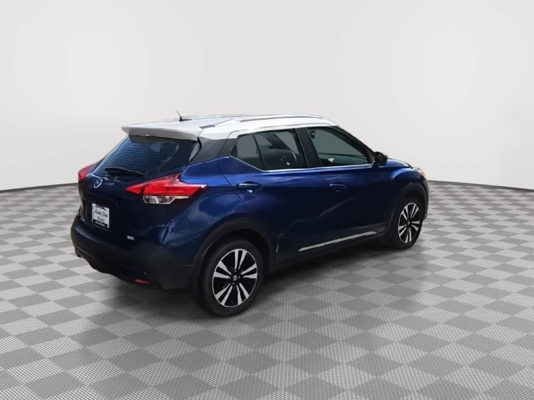 Thumbnail: 2019 Nissan Kicks - 8