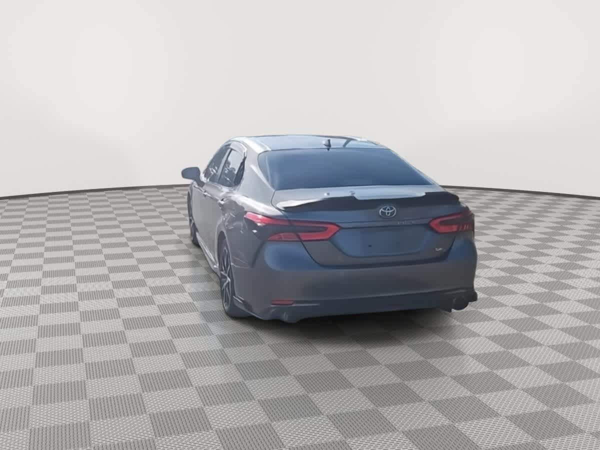 Thumbnail: 2020 Toyota Camry - 7