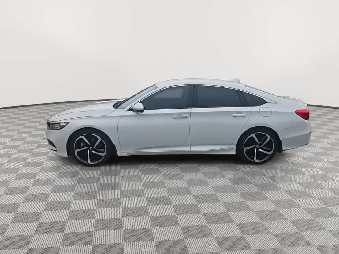Thumbnail: 2018 Honda Accord - 5