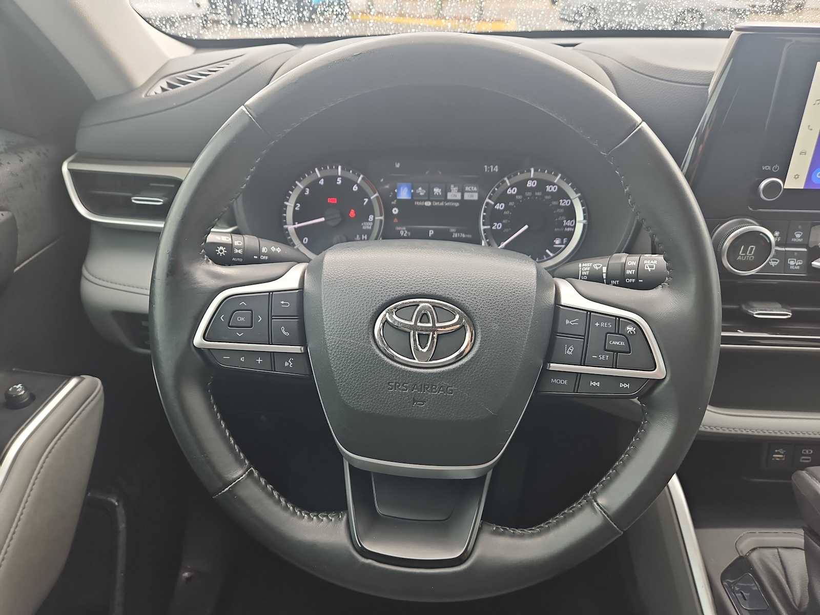 2023 Toyota Highlander LE 11
