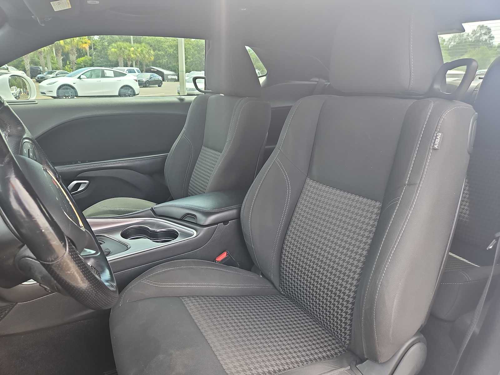 Thumbnail: 2019 Dodge Challenger - 13