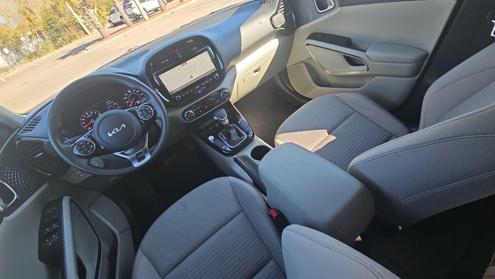 Thumbnail: 2022 Kia Soul - 22