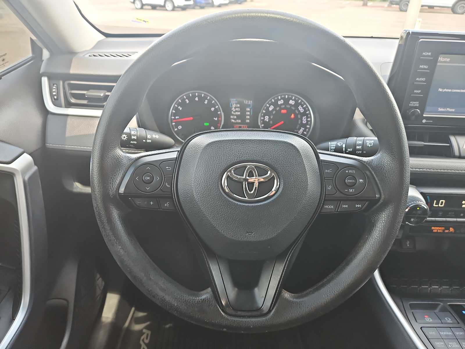 Thumbnail: 2021 Toyota RAV4 - 11