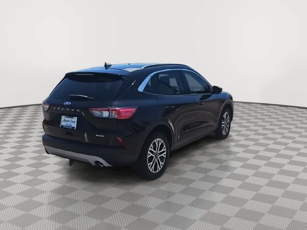 Thumbnail: 2021 Ford Escape - 8