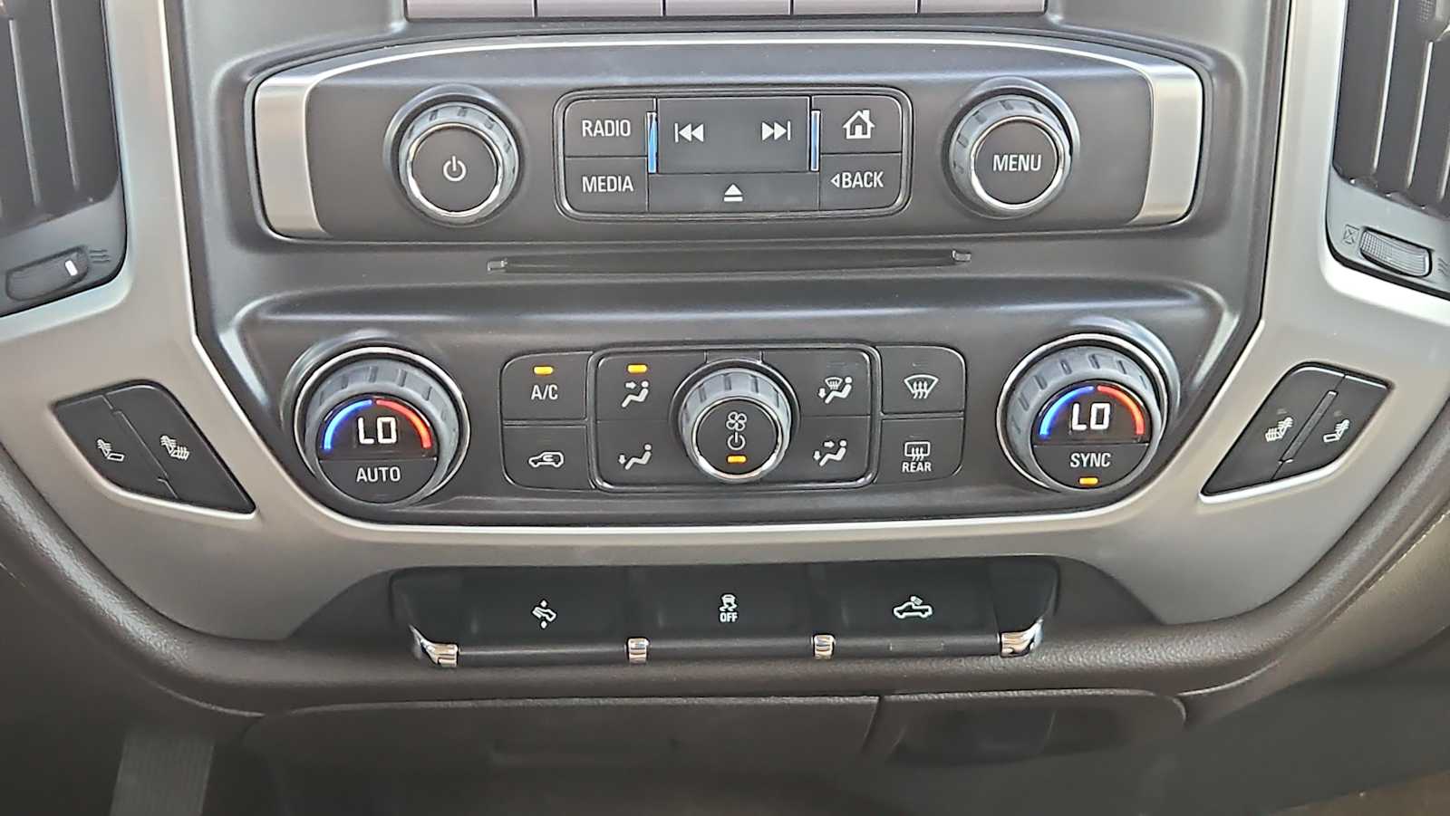 Thumbnail: 2015 GMC Sierra 1500 - 16