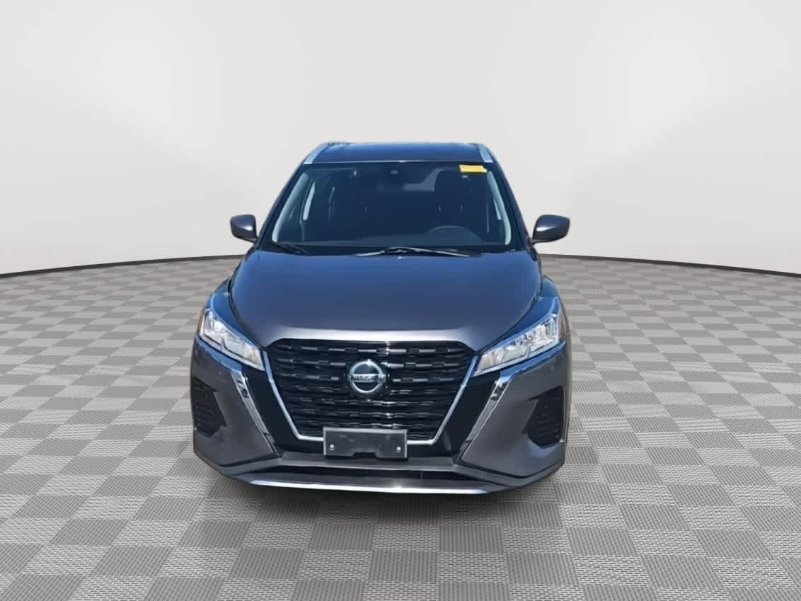 Thumbnail: 2021 Nissan Kicks - 3