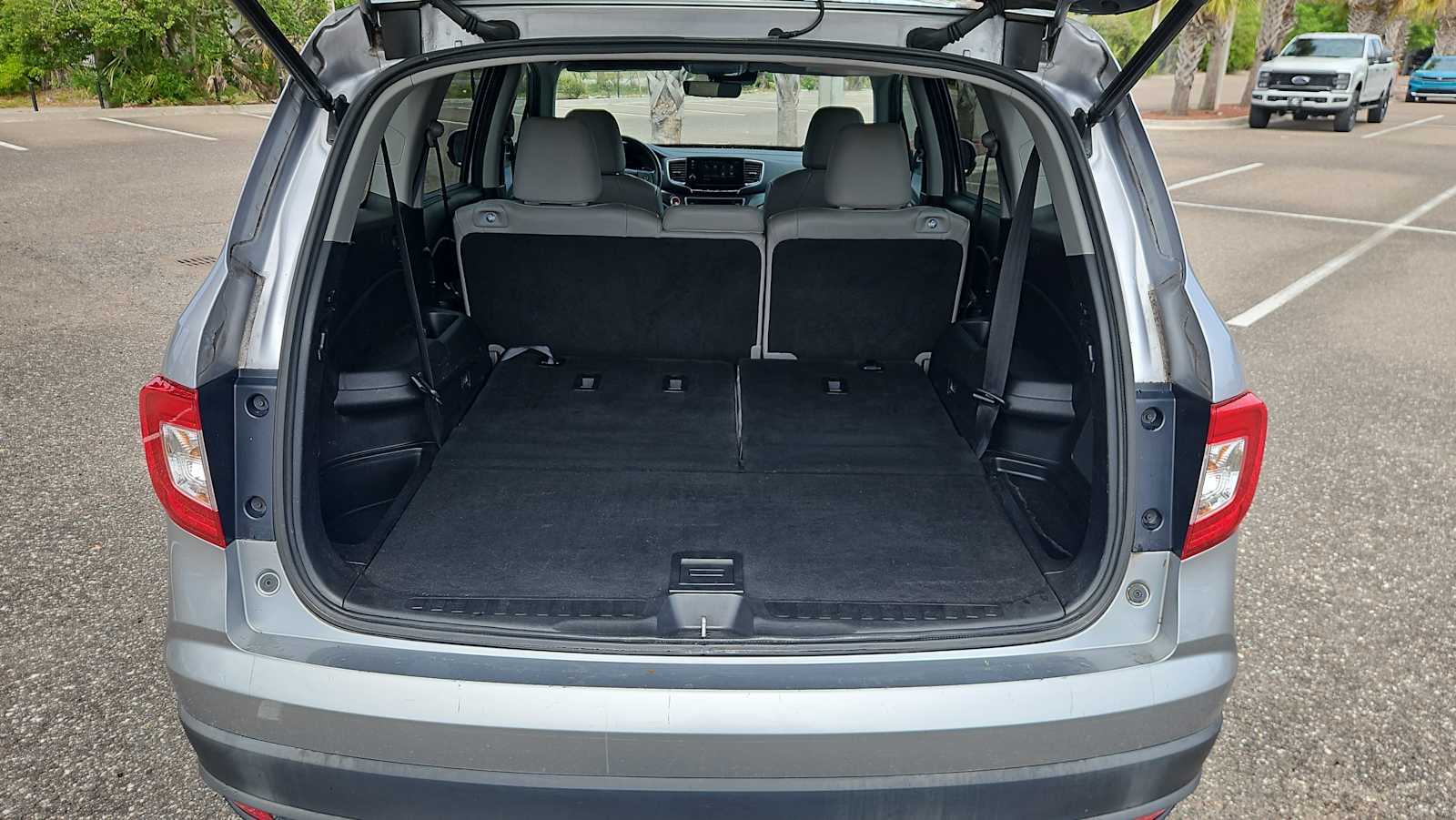 Thumbnail: 2019 Honda Pilot - 22