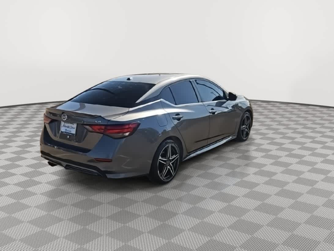 Thumbnail: 2022 Nissan Sentra - 8