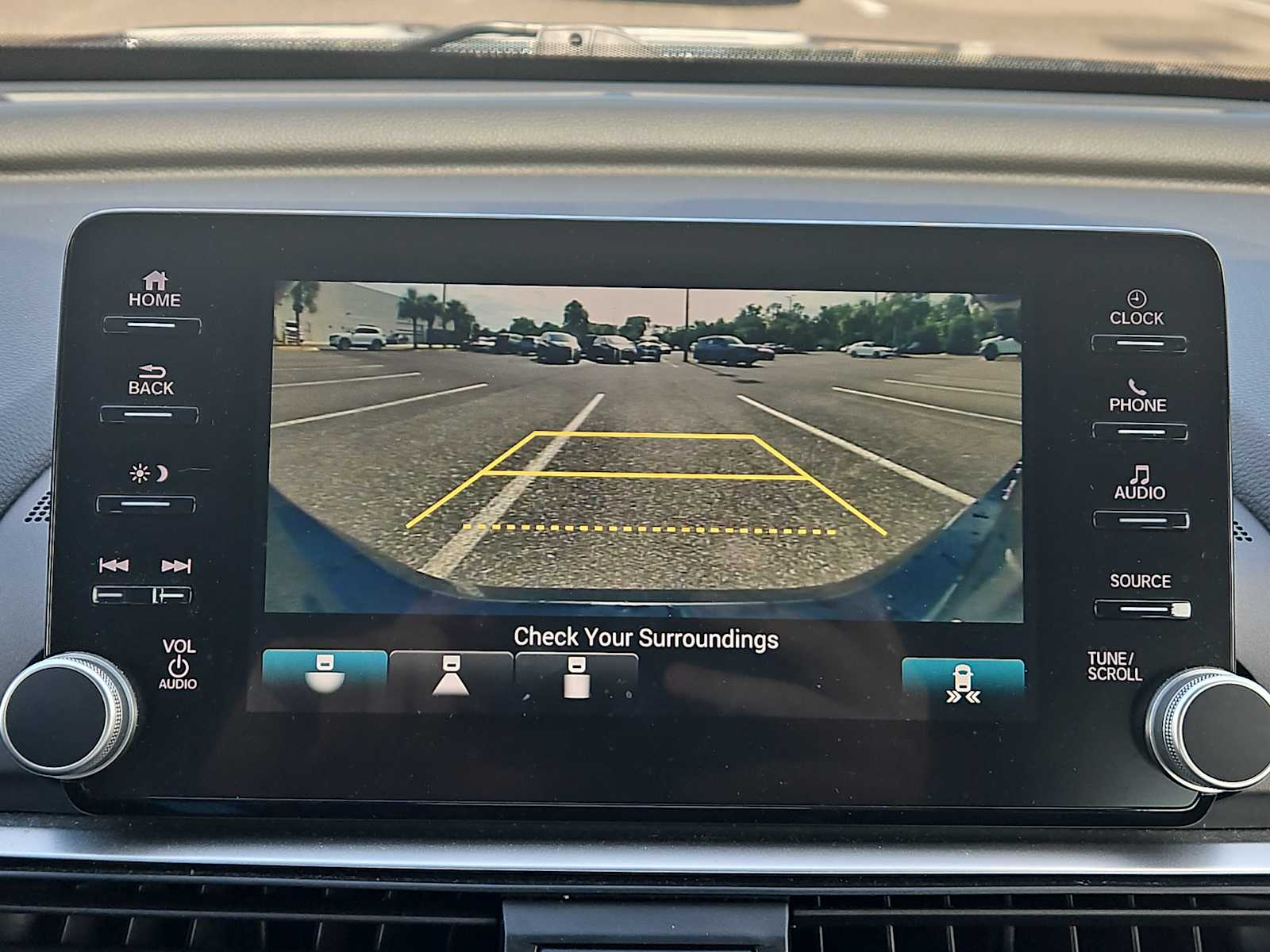 Thumbnail: 2019 Honda Accord - 24