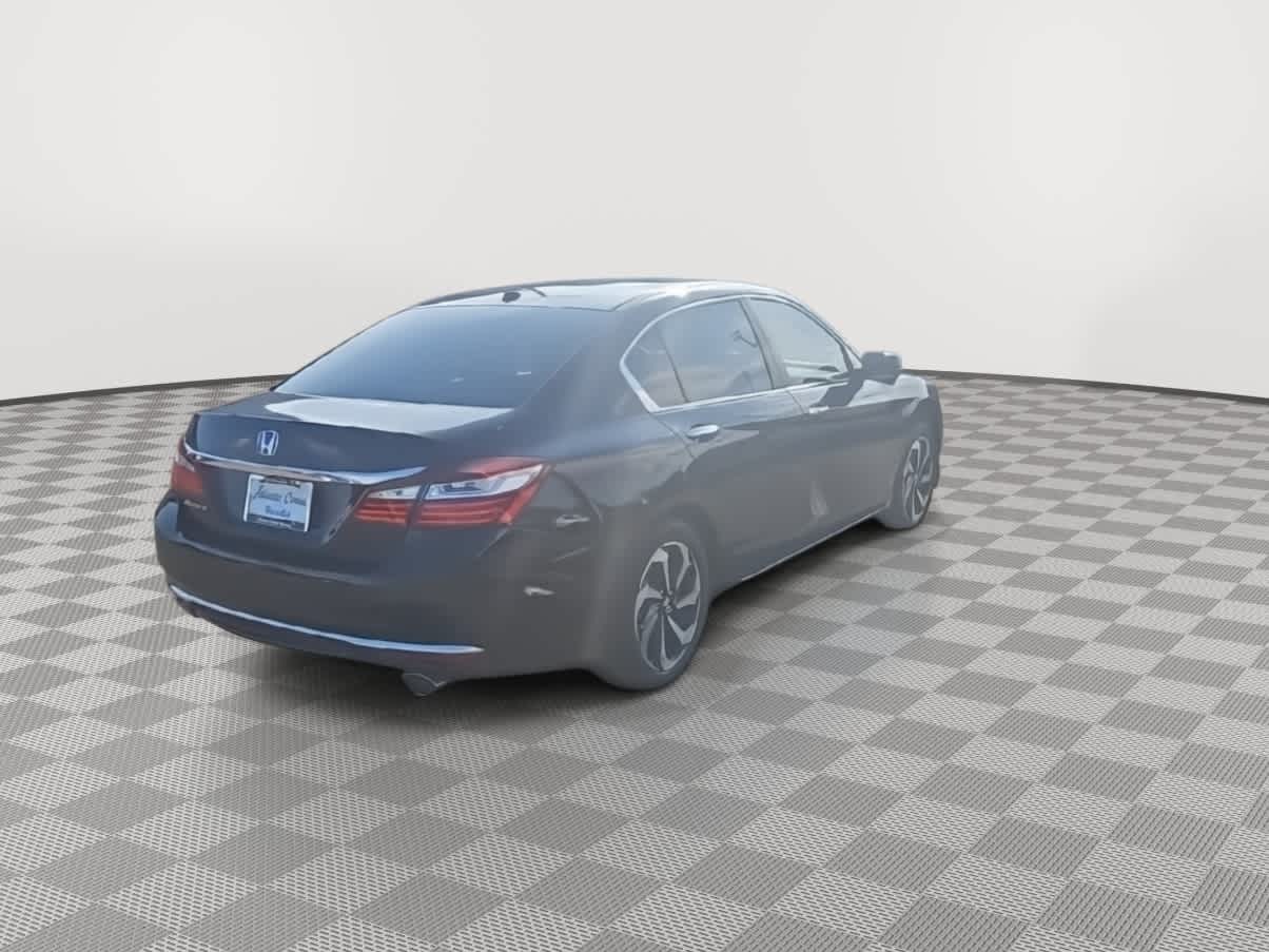 Thumbnail: 2016 Honda Accord - 8