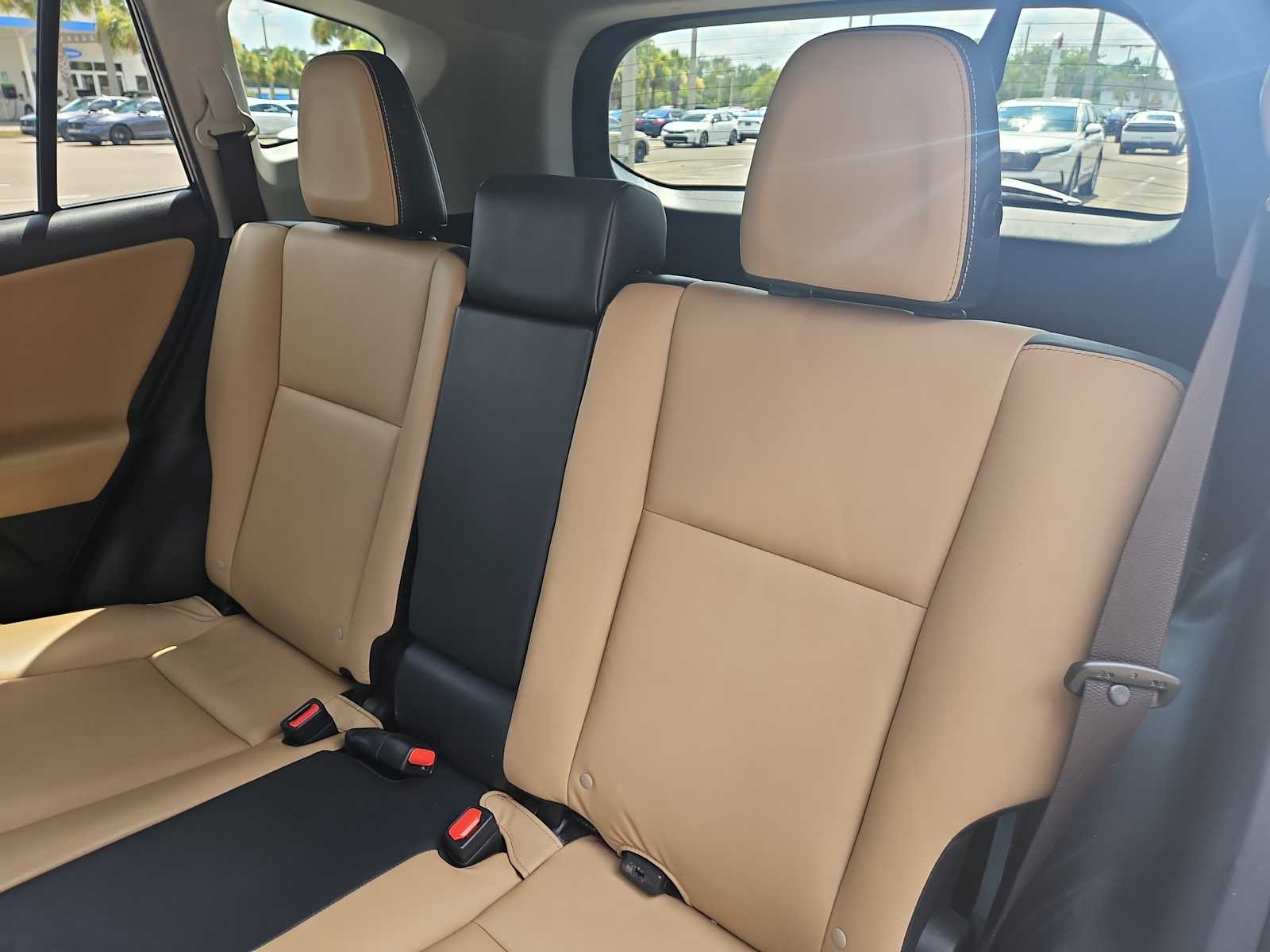 Thumbnail: 2017 Toyota RAV4 - 25